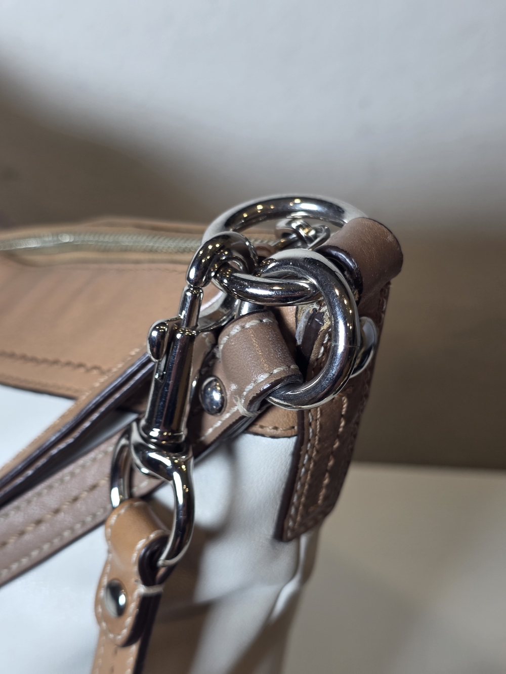 Coach Two-Tone Leather Hobo Bag in White and Tan - Picture 5 of 9